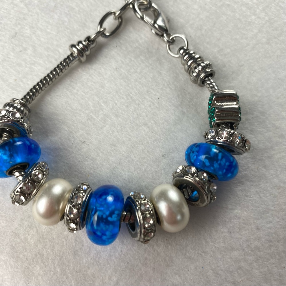 Elegant Blue and Silver Beaded Charm Bracelet 8”